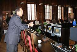 Sch�zku m�st Uherskohradi��sk� charty p�iv�tal prim�tor Jihlavy Jaroslav Vymazal