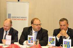 Rada Asociace krajů jednala v Olomouci Rada Asociace krajů jednala v Olomouci