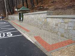 Úprava autobusové zastávky v Písečné